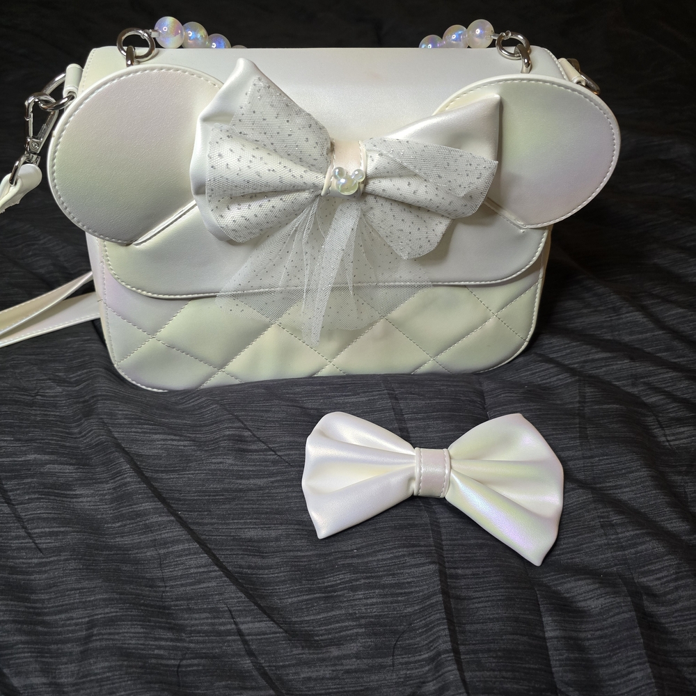 White Bow Handbag with Detachable Bow
